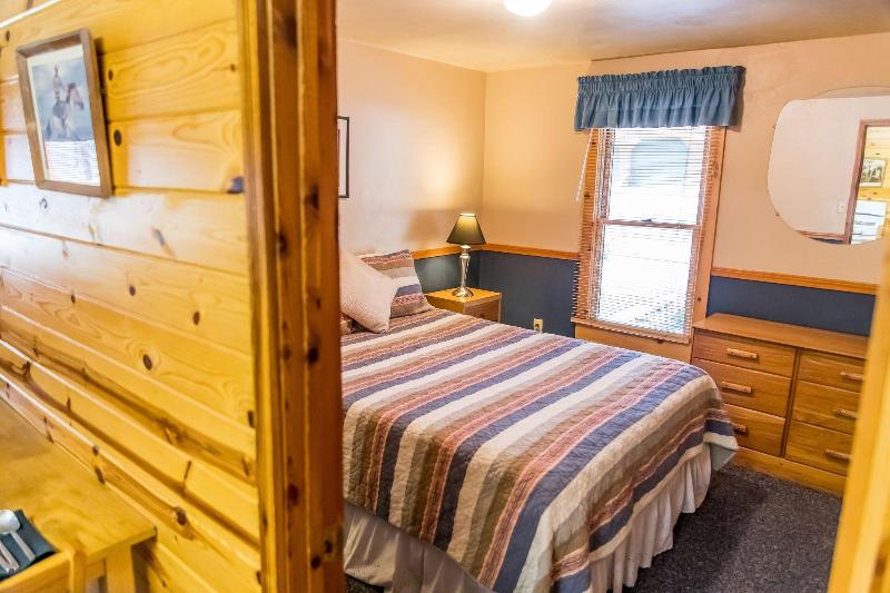 Ruidoso Lodge Cabins image