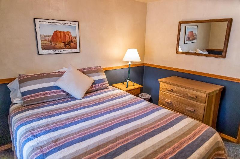 Ruidoso Lodge Cabins image