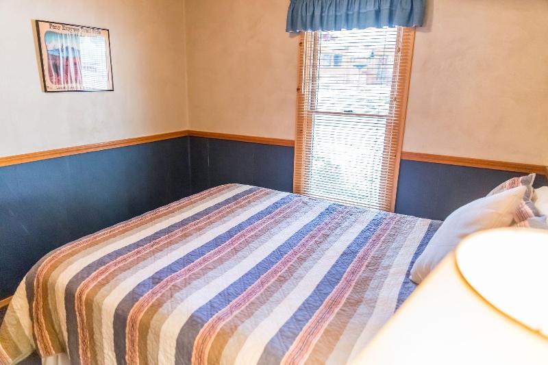 Ruidoso Lodge Cabins image