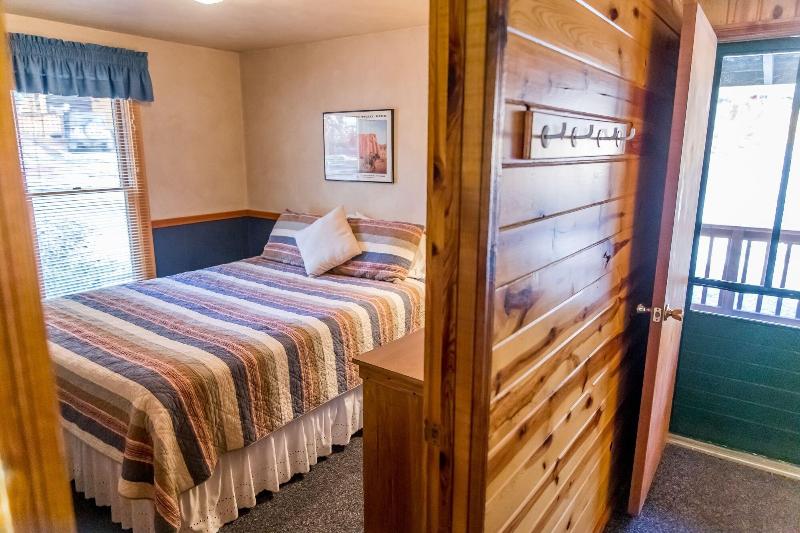Ruidoso Lodge Cabins image