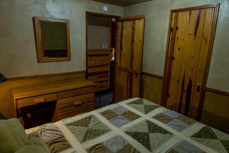 Ruidoso Lodge Cabins image