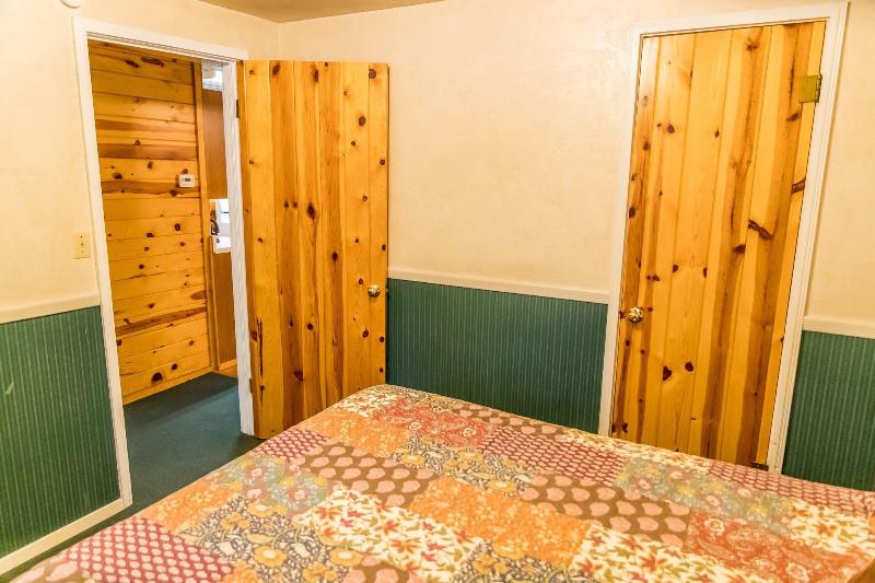 Ruidoso Lodge Cabins image