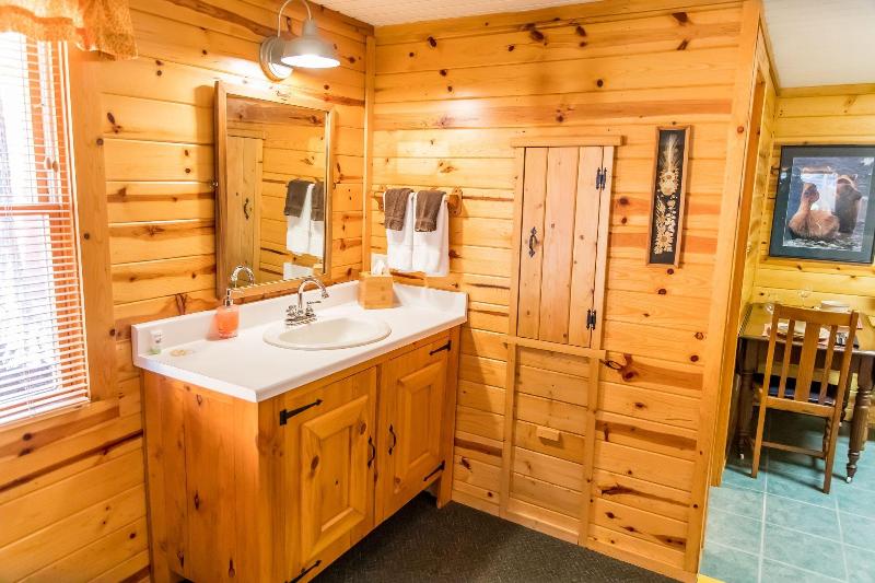 Ruidoso Lodge Cabins image