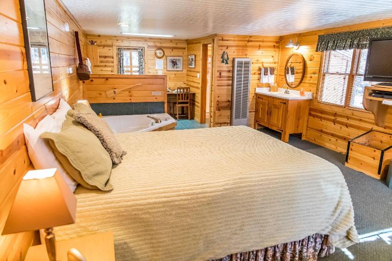 Ruidoso Lodge Cabins image
