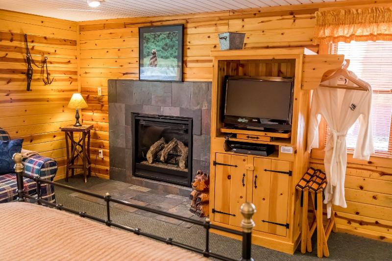 Ruidoso Lodge Cabins image