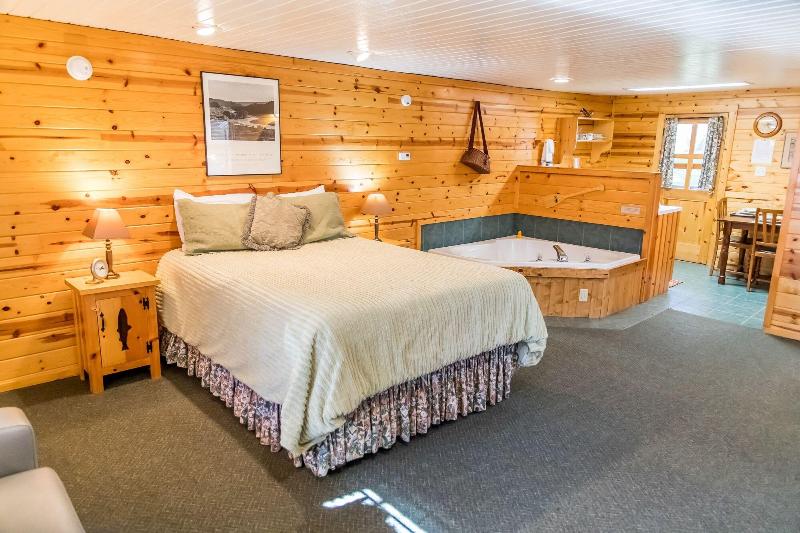 Ruidoso Lodge Cabins image