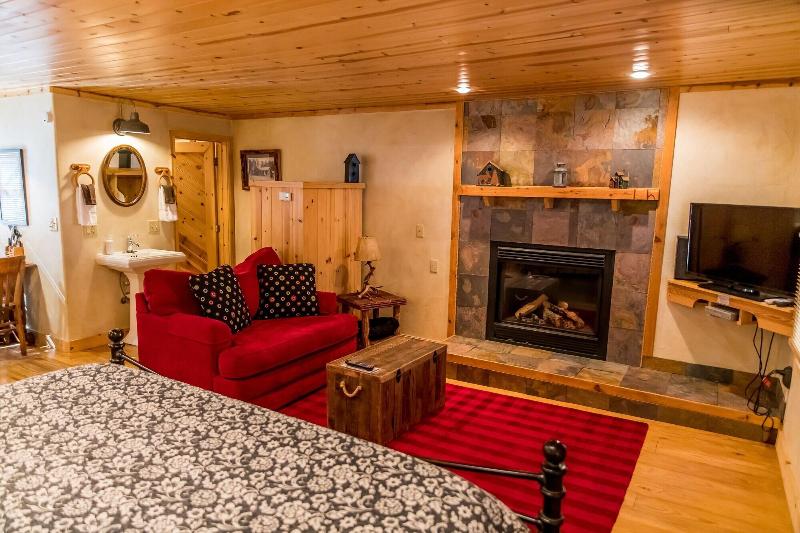 Ruidoso Lodge Cabins image