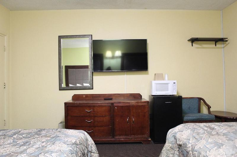 Double N Motel 5