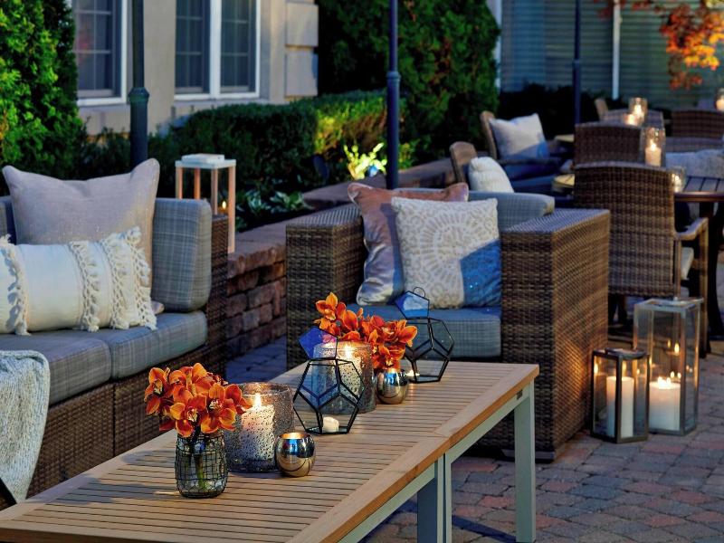 The Del Monte Lodge Renaissance Rochester Hotel & image