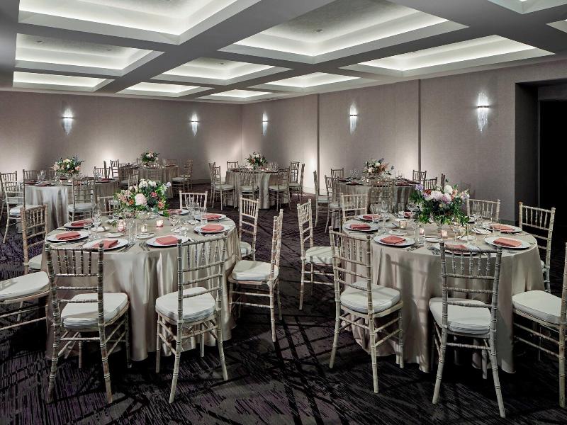 The Del Monte Lodge Renaissance Rochester Hotel & image