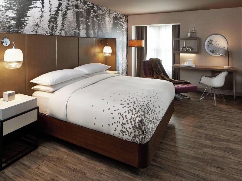 The Del Monte Lodge Renaissance Rochester Hotel & image
