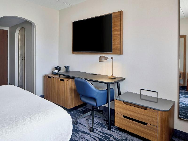 Fairfield Inn By Marriott Rochester East image
