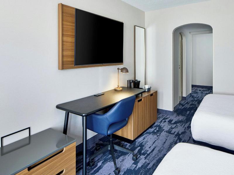 Fairfield Inn By Marriott Rochester East image