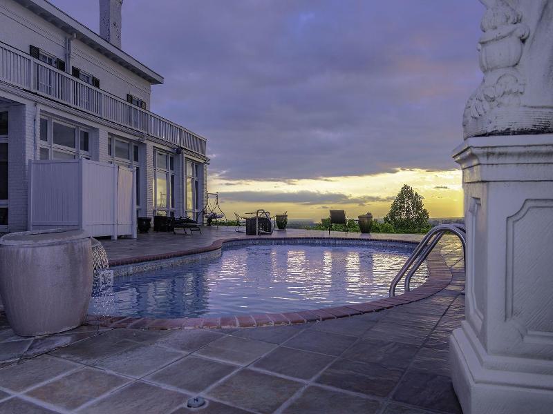 Weymouth Hall Bed And Breakfast image