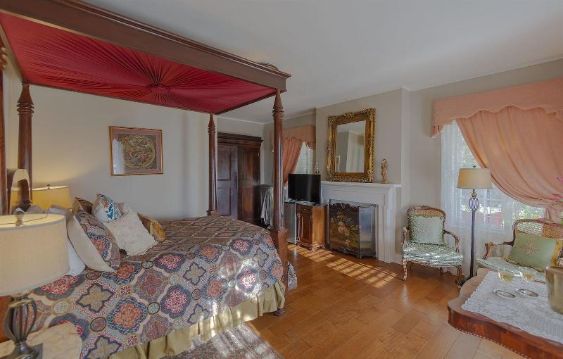 Weymouth Hall Bed And Breakfast image