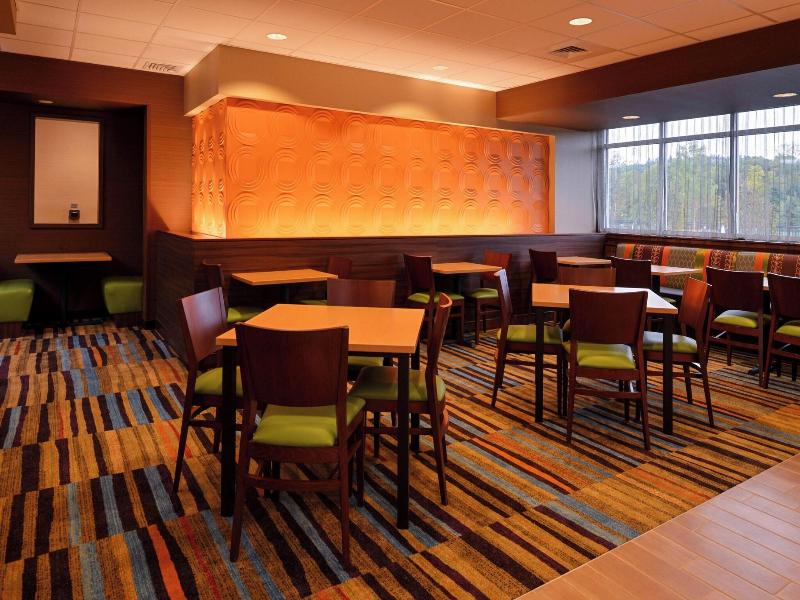 Fairfield by Marriott Inn & Suites Plymouth White  image