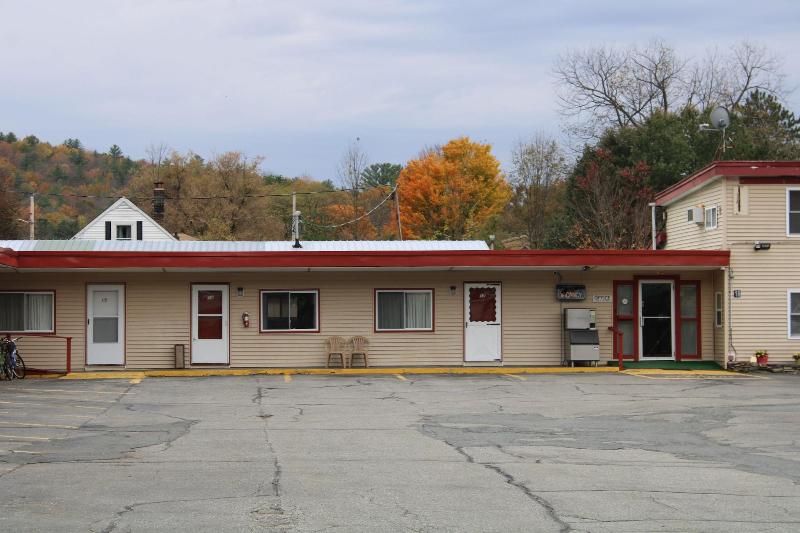 Claremont Motor Lodge image