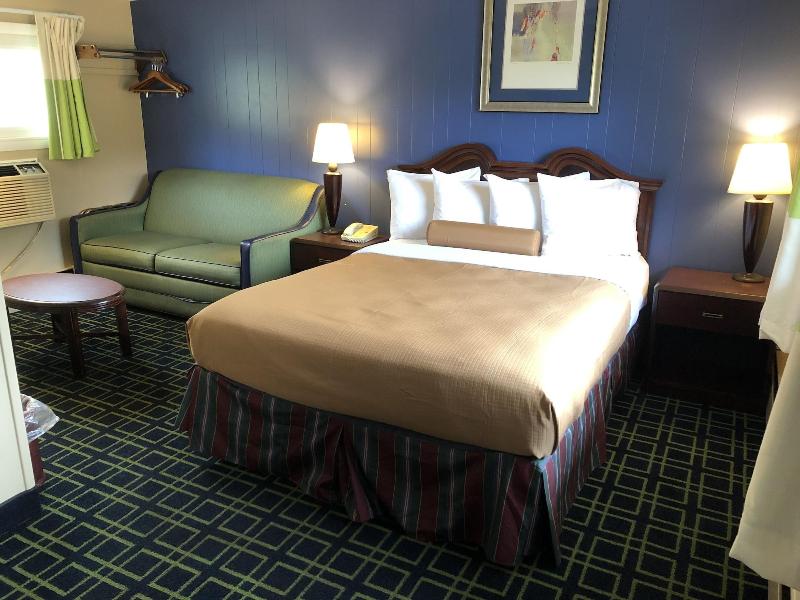 Claremont Motor Lodge image