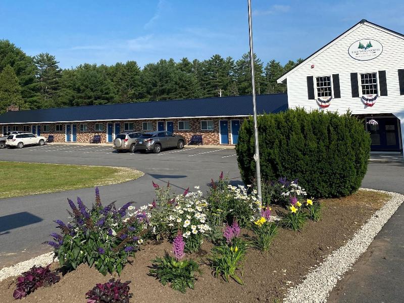 Lake Wentworth Inn image