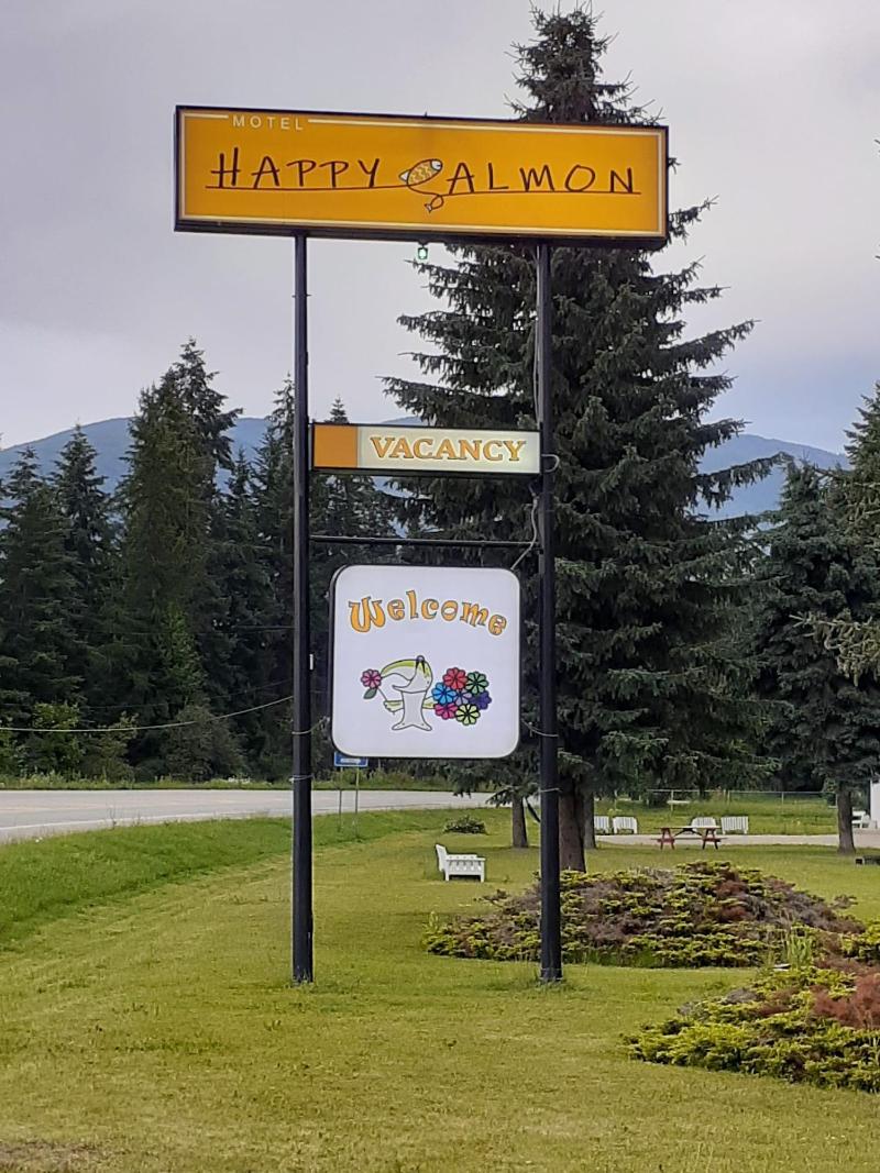 Motel Happy Salmon image
