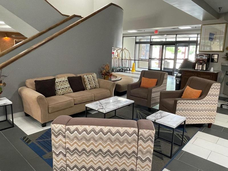Crossroads Hotel At Huron Event Center image