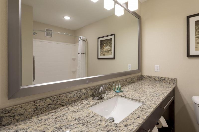 Grandstay Hotel And Suites Milbank image