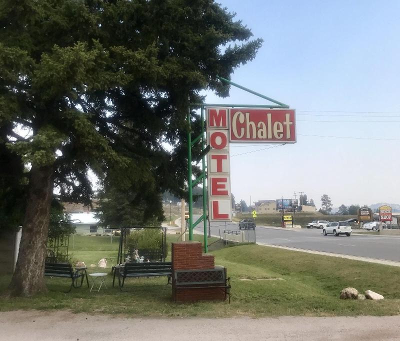 Chalet Motel, Custer