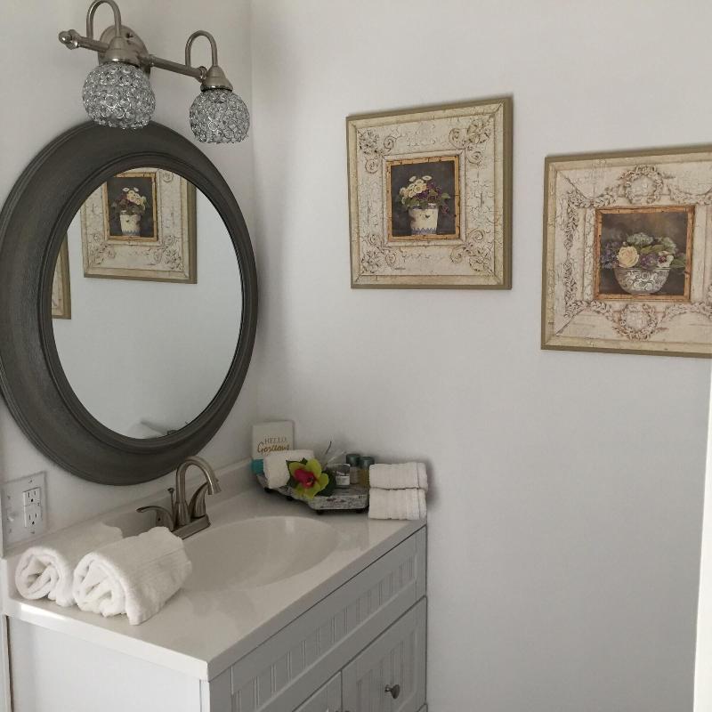 18 Vine Inn & Carriage House image