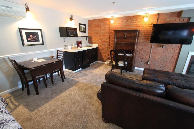 Lodging At The Gaffer Inn image