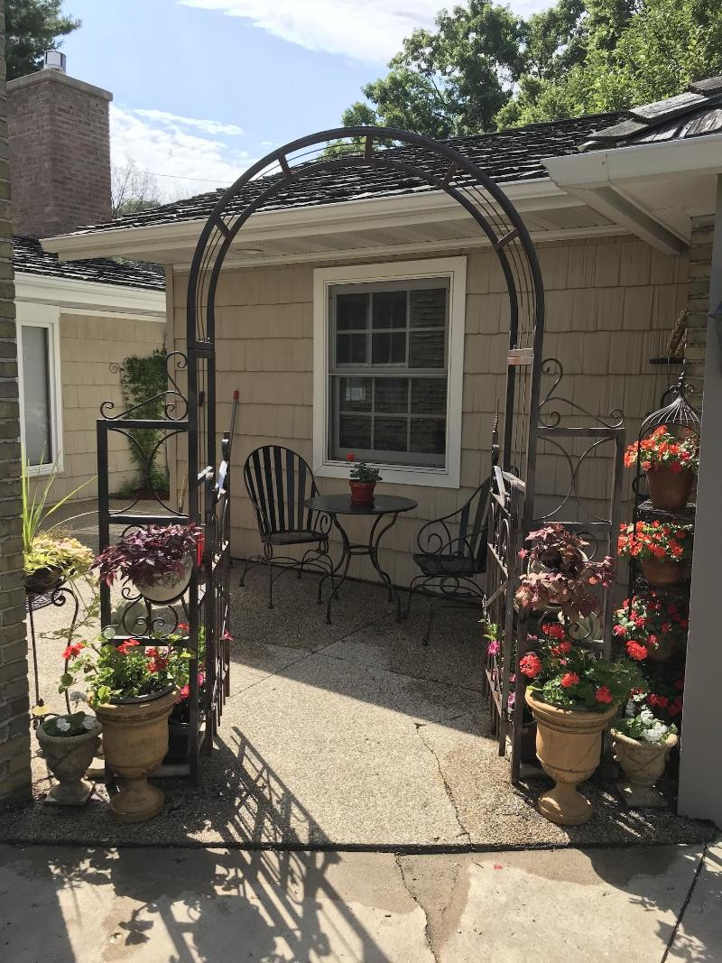 1810 Emerson House Bed & Breakfast-Adults Only image