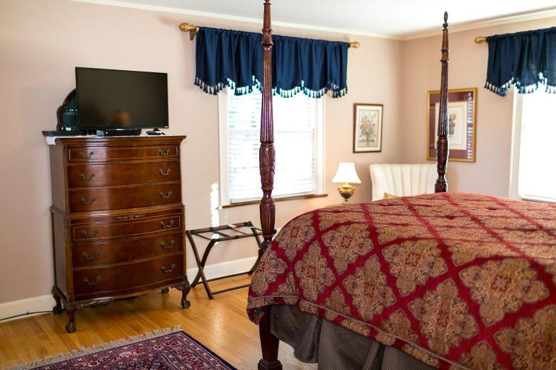 1810 Emerson House Bed & Breakfast-Adults Only image