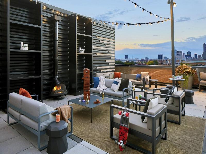 Moxy Columbus Short North image