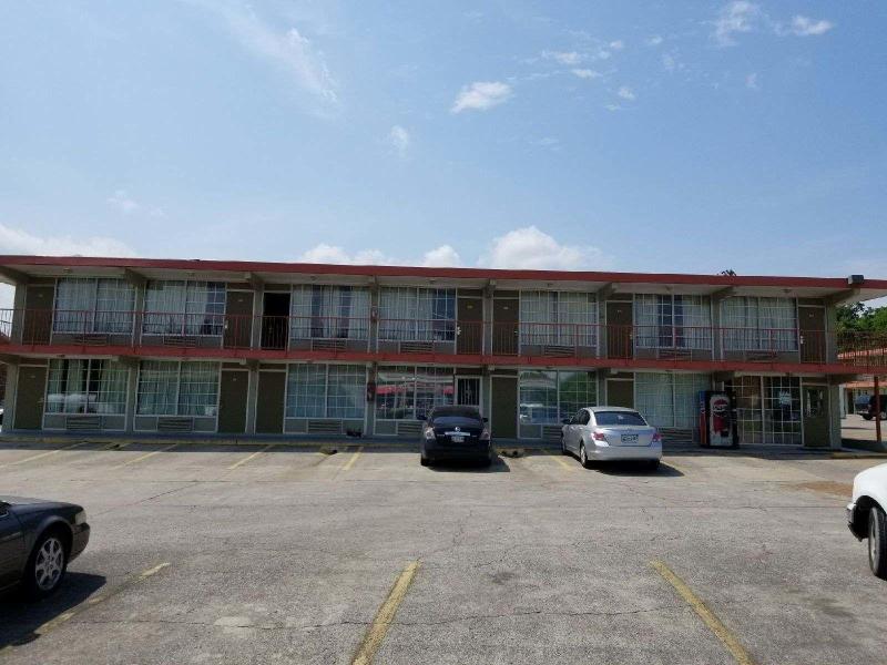 Hermitage Inn image