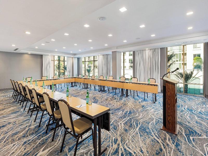 Courtyard By Marriott Los Angeles Monterey Park image