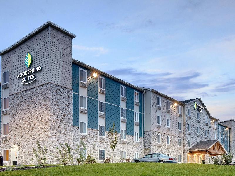 WoodSpring Suites Carol Stream - Chicago image
