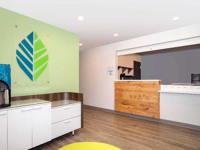 WoodSpring Suites Carol Stream - Chicago image