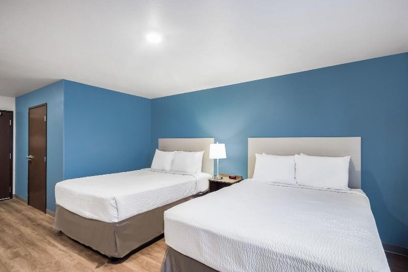 WoodSpring Suites Carol Stream - Chicago image