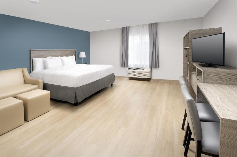 WoodSpring Suites Carol Stream - Chicago image