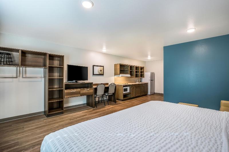 WoodSpring Suites Carol Stream - Chicago image