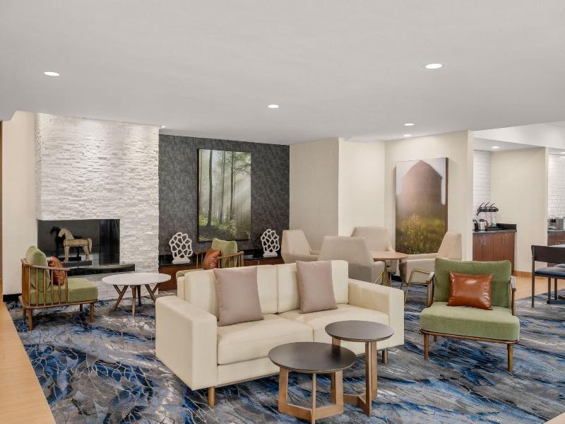 Fairfield Inn & Suites by Marriott Chicago Napervi image