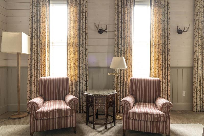 Eleven Experience Scarp Ridge Lodge image