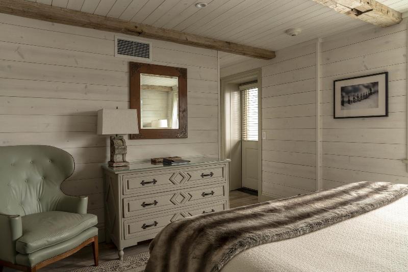Eleven Experience Scarp Ridge Lodge image