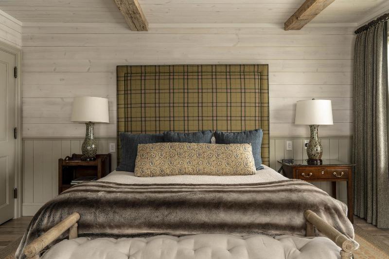 Eleven Experience Scarp Ridge Lodge image