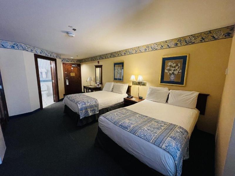 Greenville Inn & Suites image
