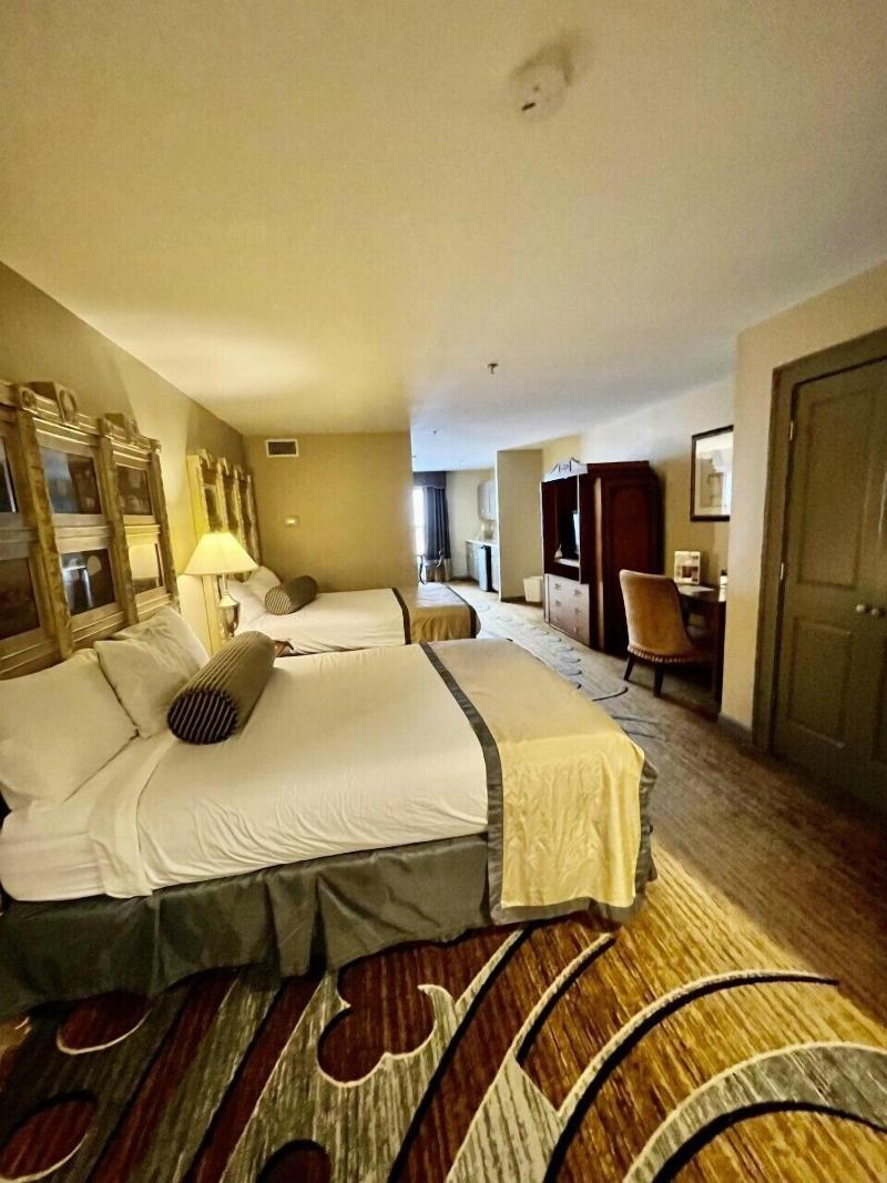 Greenville Inn & Suites image