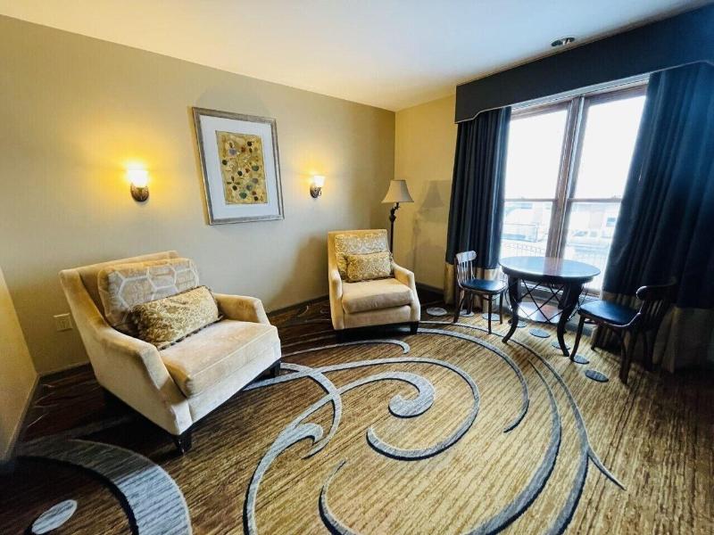 Greenville Inn & Suites image