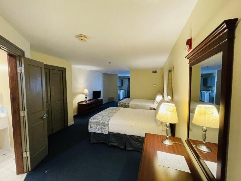 Greenville Inn & Suites image
