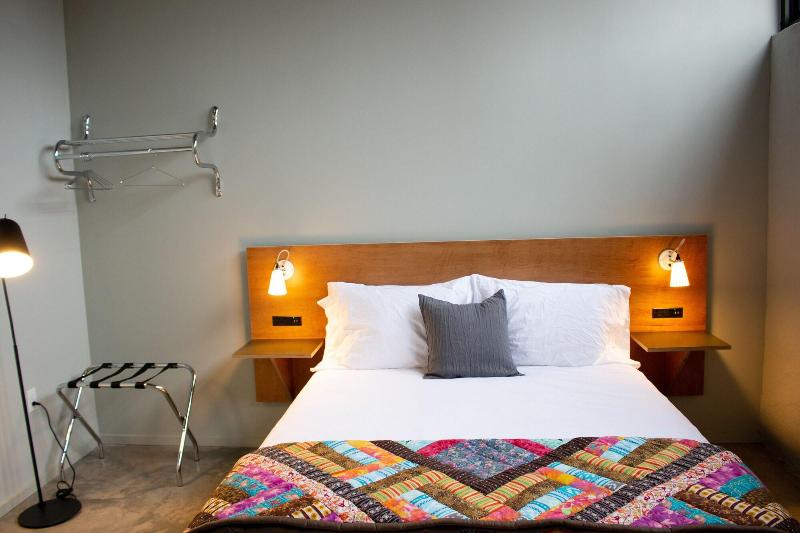 Travelers Hotel image