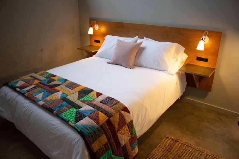 Travelers Hotel image