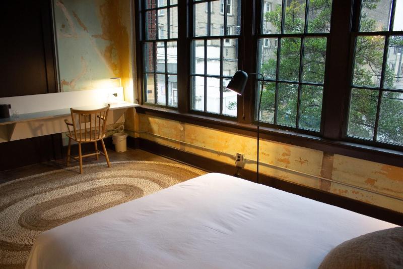 Travelers Hotel image